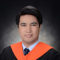 Lester Lindain