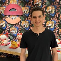 Vitor Hugo R Miranda