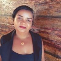 Sioneide Moura