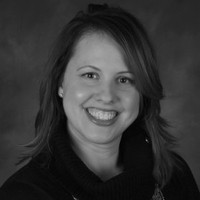 Holly Engrav, Cid, Leed Ap