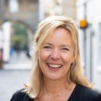 Jo Gillow