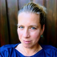 NINA LEUKERT