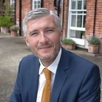 Simon Kamstra
