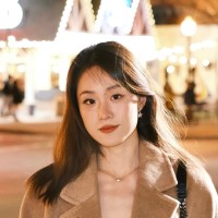 Jiayi Li
