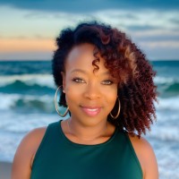 Saundra Hall