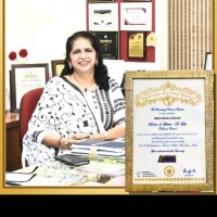 Dr Neelam Moolchandani