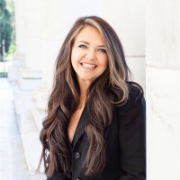 Maggie Toth Esq.