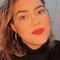 Anny Oliveira