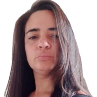 Glesia dos Santos Farias