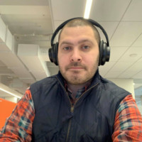 Michael Carlino