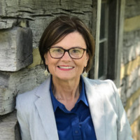 Debbie Anders