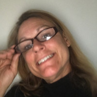 Dee McVicker
