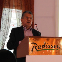Carlos Villacis