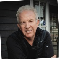 Douglas Elliott