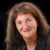 Angelika Menzel
