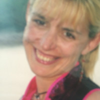 Francine Lourari