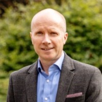 Ian Luckett