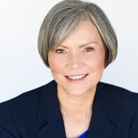Linda M Phillips