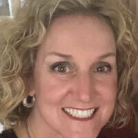 Lynn Guzek