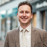 Thomas van den Dries MSc MSRE