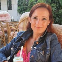 Lizzie Zahoranska - Earle