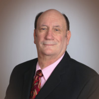 Richard L Giomi