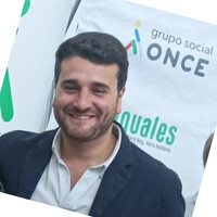 Alberto R