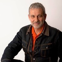 nikos karadiakos