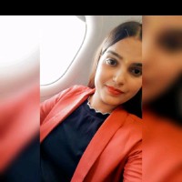 Uma thakur .