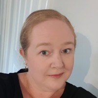 Suellen Scutter