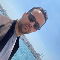 Arif Akyildiz