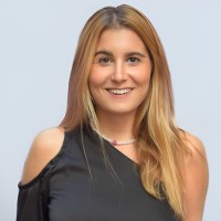 Juliana Holzer Souza Costa