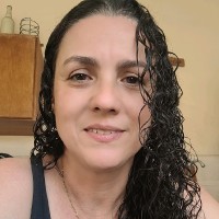 Flávia Artuzo