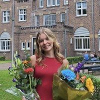 Julia Drenth