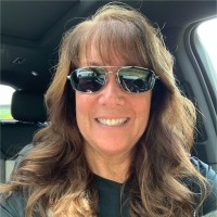 Lisa Benton