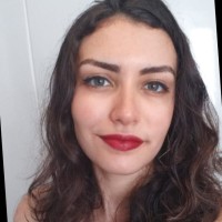 Maria Cecília Corrêa