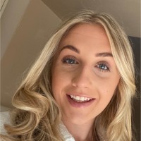 Lara Davies