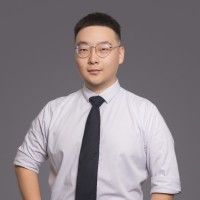 Junhong Chen