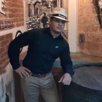 Yander López Benavides