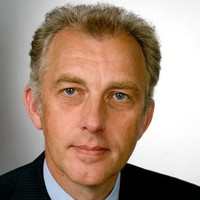 Dr. Thomas Graefenstein