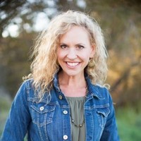 Robyn Thomson