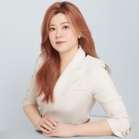 Mina(米娜） Yu