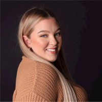 Hannah Suitor
