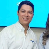 Luis Vela