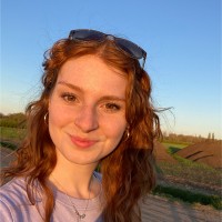 Eva Brom