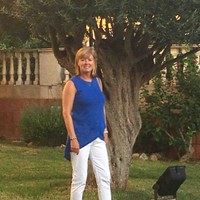Donna Symonds