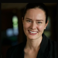 Lara Goldie