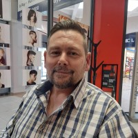 Leon Bezuidenhout