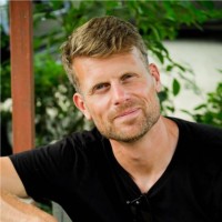 Mike van den Bos