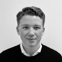 Joel J Liegnell